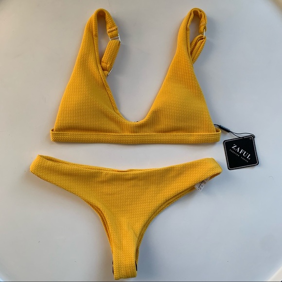 *SOLD*  NWT Zaful Yellow bikini set - Picture 1 of 6